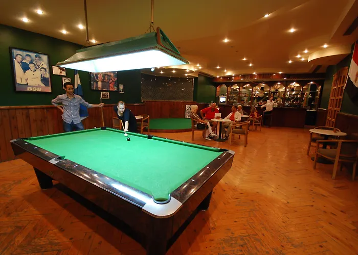 Dive Inn