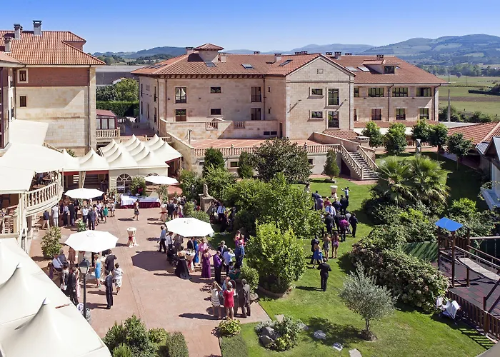 Apartamentos Spa Villa Pasiega