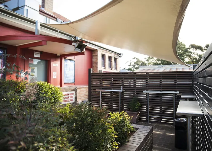 Cheap hotel: Melton Hotel Auburn