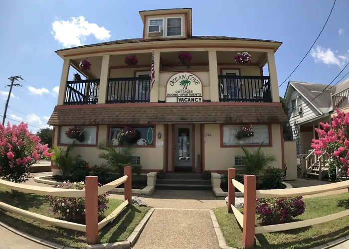 Motel: Ocean Cove Motel