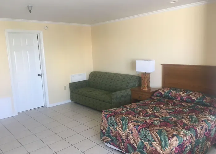 Motel: Ocean Cove Motel