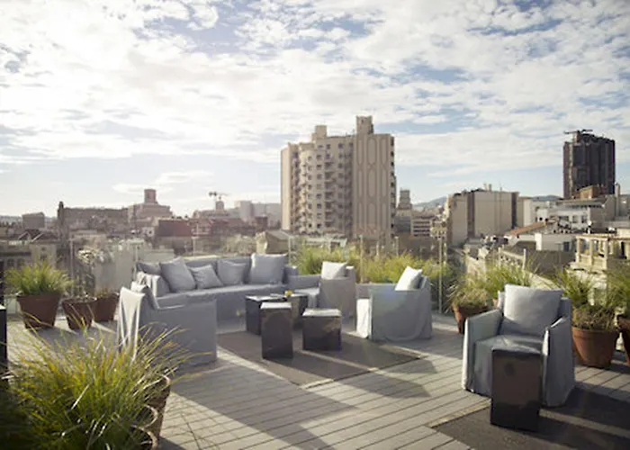 Hotel: Yurbban Trafalgar Hotel