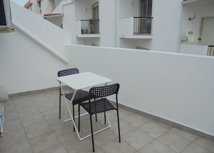 Lagos City Center Guest House & Hostel