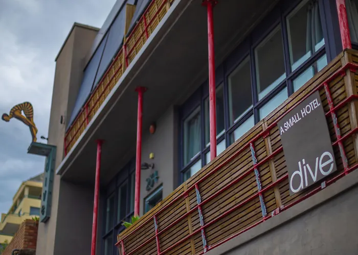 Lodge: Dive Hotel
