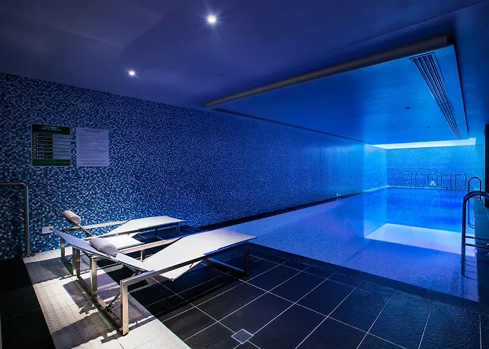 Lodge: Capri By Fraser Brisbane