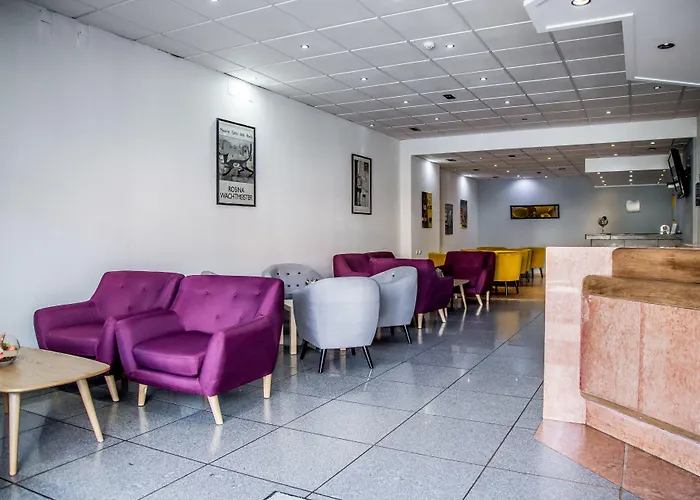 Hotel Laitau Setúbal