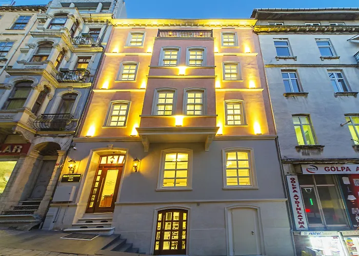 Meroddi Bagdatliyan - 1892 Heritage Rooms By Galata Tower
