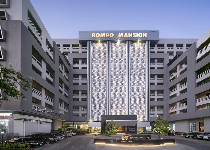 Hotel: At 115 Hotel By Rompo
