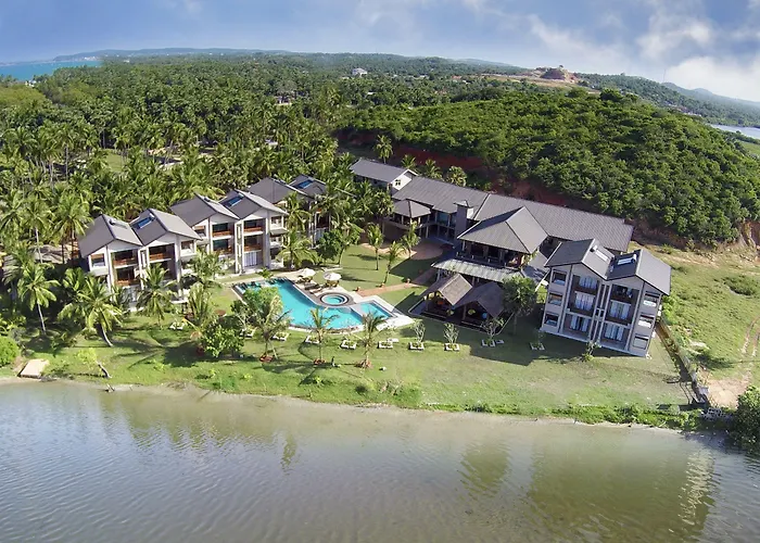5 star hotel: Amaranthe Bay Resort & Spa