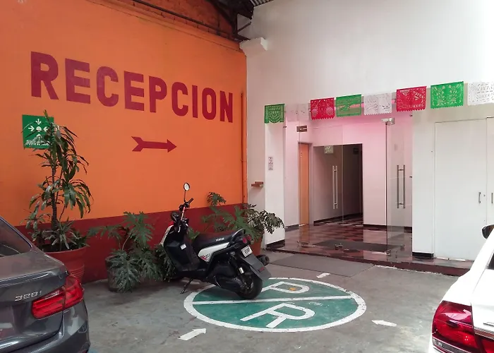 Hotel Dharma