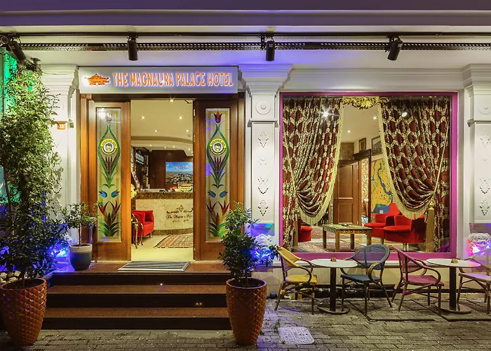 4 sterren hotel: The Magnaura Palace Hotel