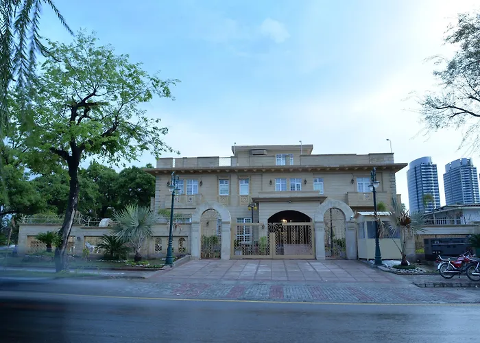 Guest house: Bella Hotel