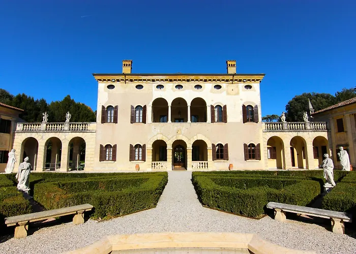 Hotel com pingue-pongue: Hotel Villa Giona