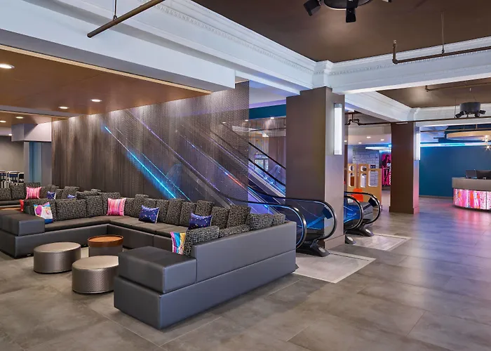 Aloft Downtown