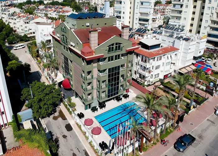Cheap hotels Lara Park