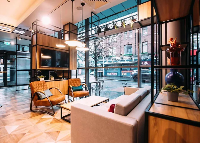 Hotel nahe College: Ibis Belfast City Centre