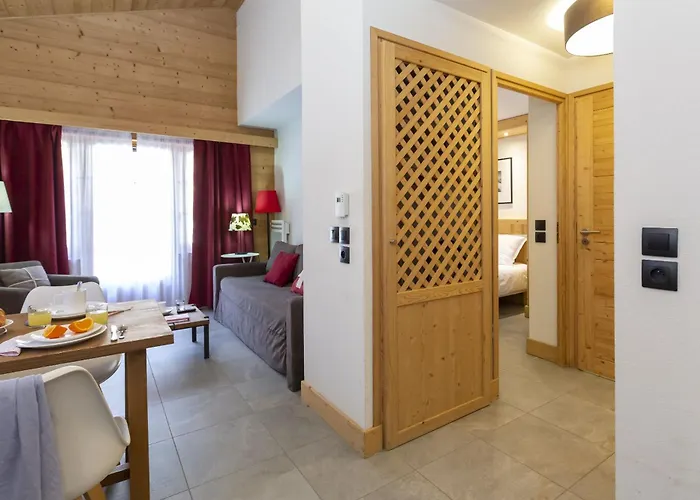 Residence Odalys Les Fermes De Chatel