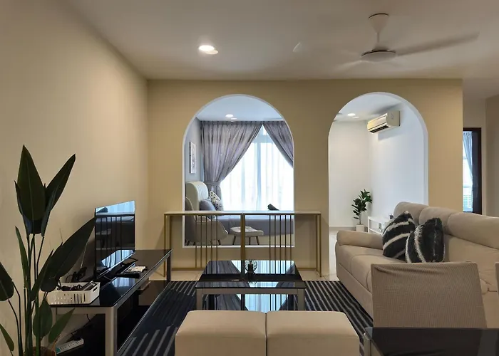 Apartment: Jb City Shopping Mall Apartment