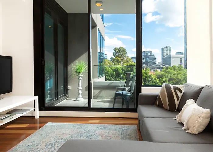 Melbourne Holiday Apartments Flinders Wharf