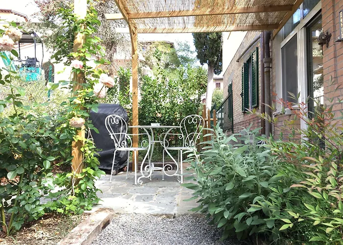 Hotel cerca del colegio: La Coroncina Lodging