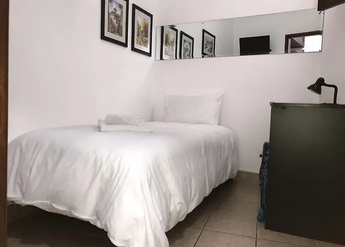 Larq'A Park Rooms