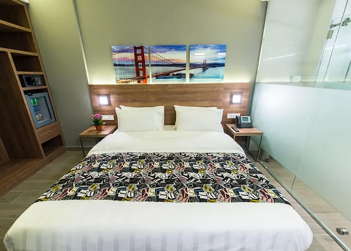 Cheap hotel: Caramel Boutique Hotel