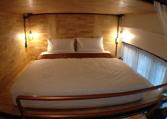 The Hostels Sleep Owl
