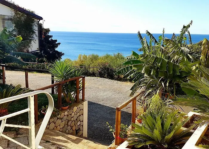 Mercurio Sul Mare - Fish Restaurant And Private Beach