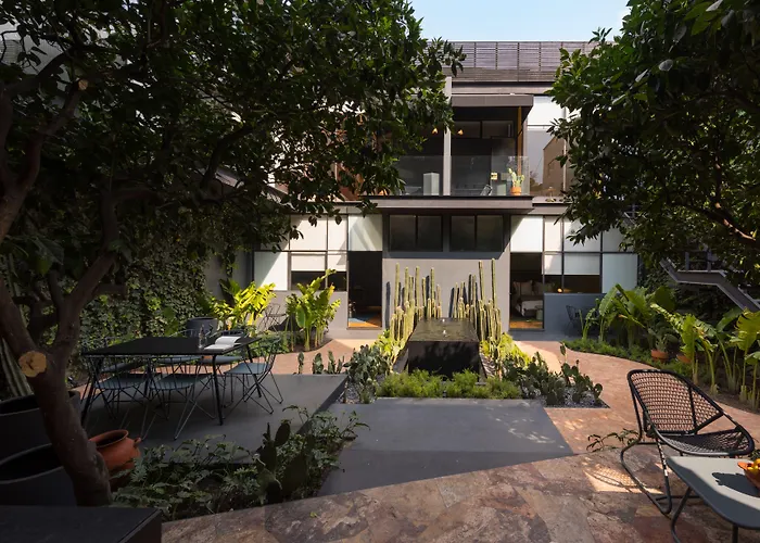 Airport Hotel: Ignacia Guest House