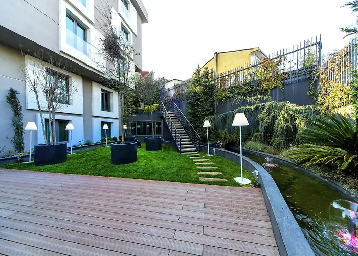 Günstiges Hotel: The City Suites
