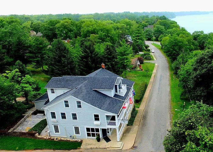 Bed and Breakfast South Landing