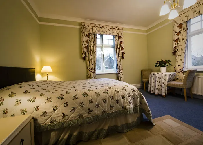 Guest house: Sandfield Guest House