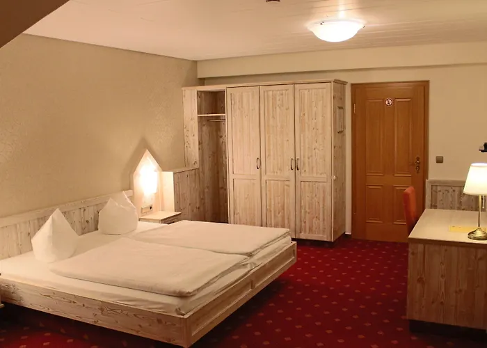 Hotel mit Tennis: Central-Hotel