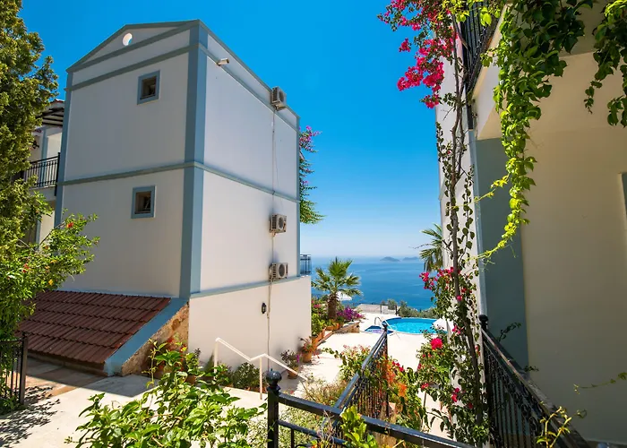 4 star hotel: The Mediteran Hotel