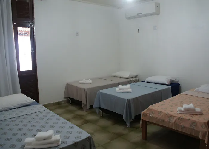 Cruviana Backpackers