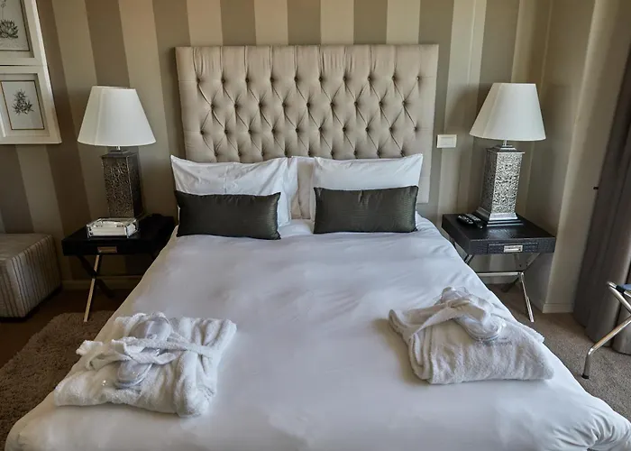  Residences At Crystal Towers