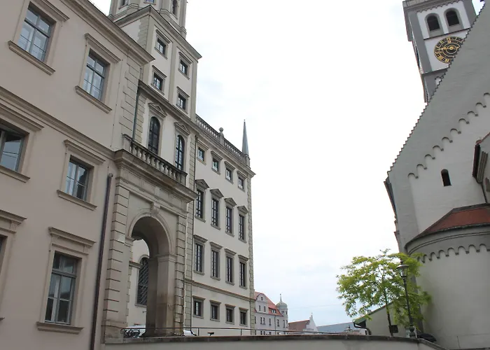 3-Sterne-Hotel: Hotel am Rathaus
