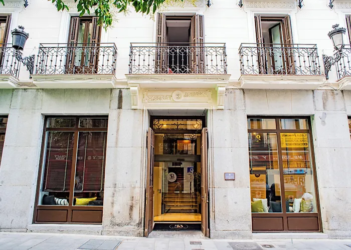 Pets Allowed Hotel Soho Boutique Opera