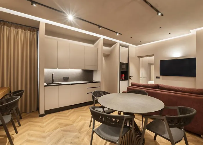 Oriana Homel Roma