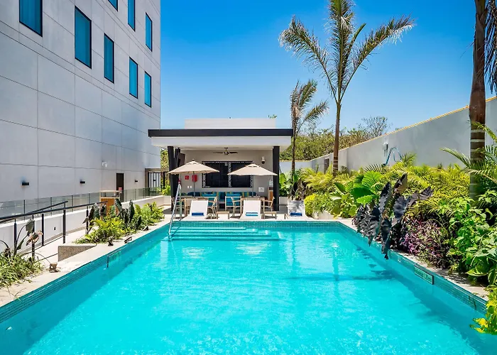 Cheap hotel: Hampton Inn By Hilton Nuevo Vallarta