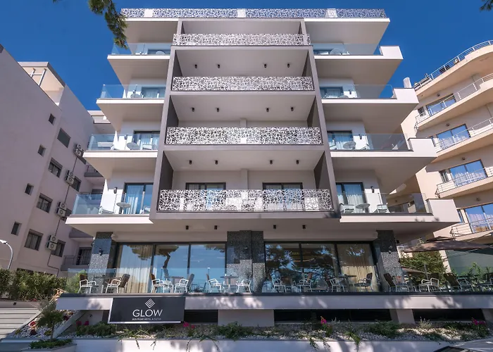 Glow Boutique Hotel & Suites Sarandë