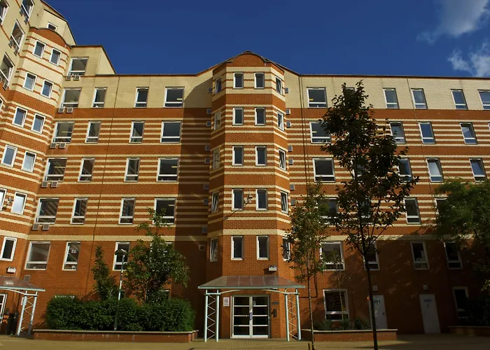 Beach hotel: Stamford Street Apartments