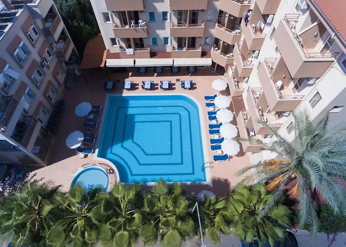 Hôtel de plage: Helios Hotel