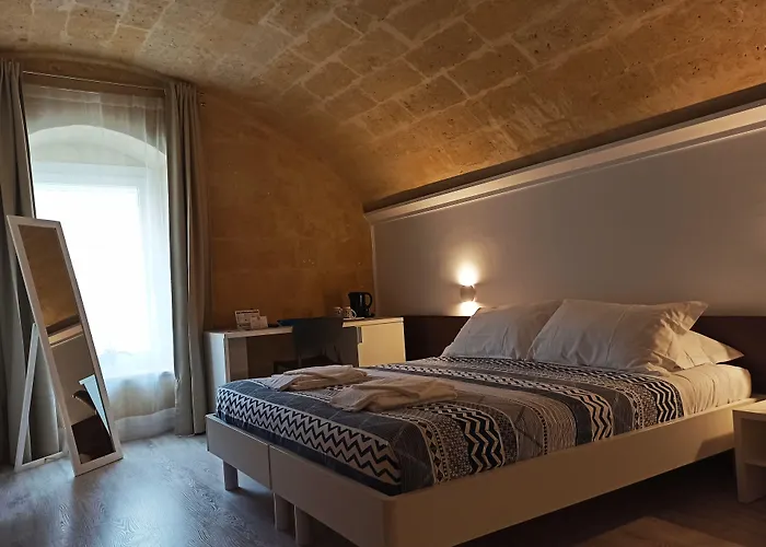 In & Out Matera