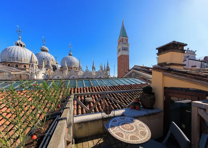 Relais Piazza San Marco