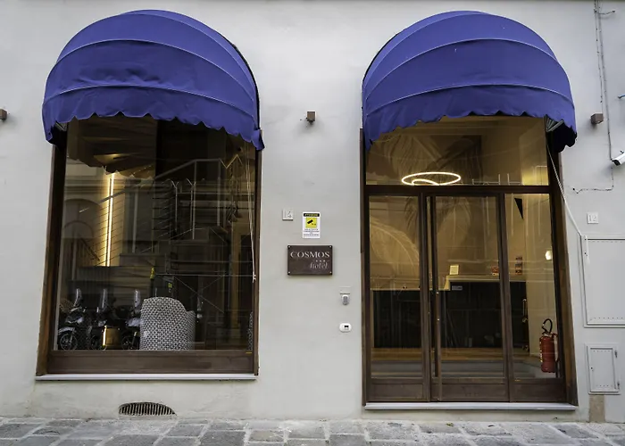 Hotel Cosmos