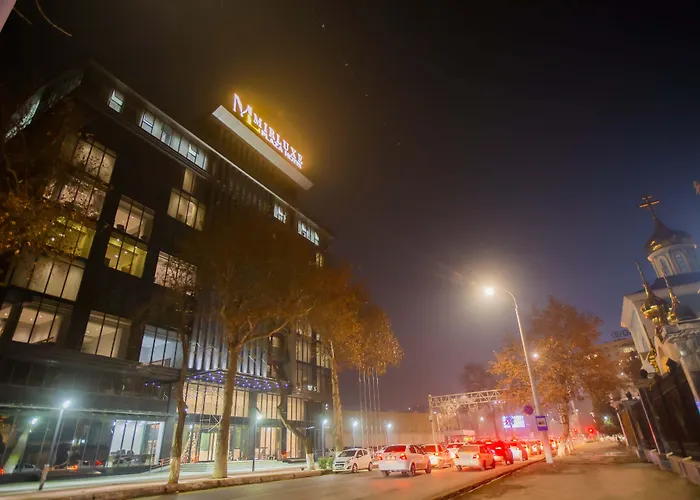 Mir Luxe Plaza