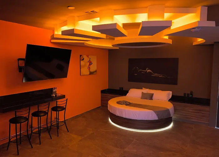 Roxy Motel