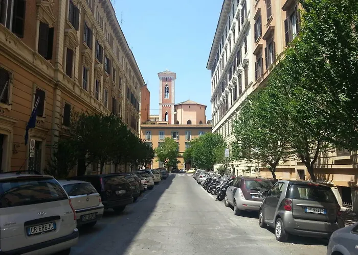 Romantic hotel: Vatican Town