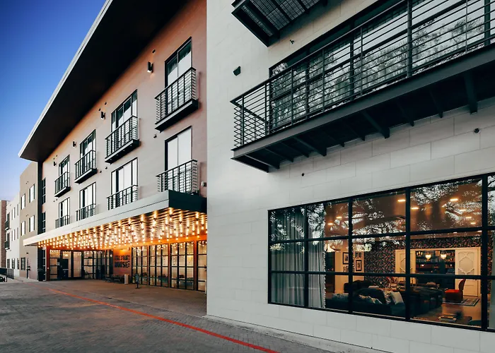 Hotel central: Colton House Hotel